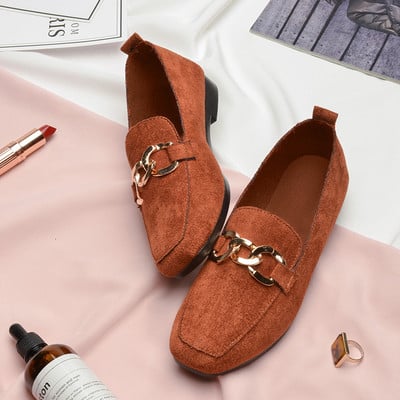 Περιστασιακά γυναικεία υποδήματα  με μεταλλικά μοτίβα σε διάφορα χρώματα