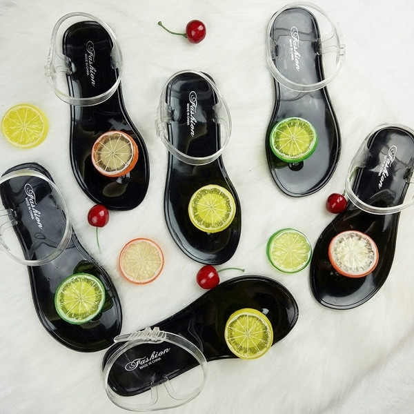 Дамски сандали гумени с интересна 3D декорация