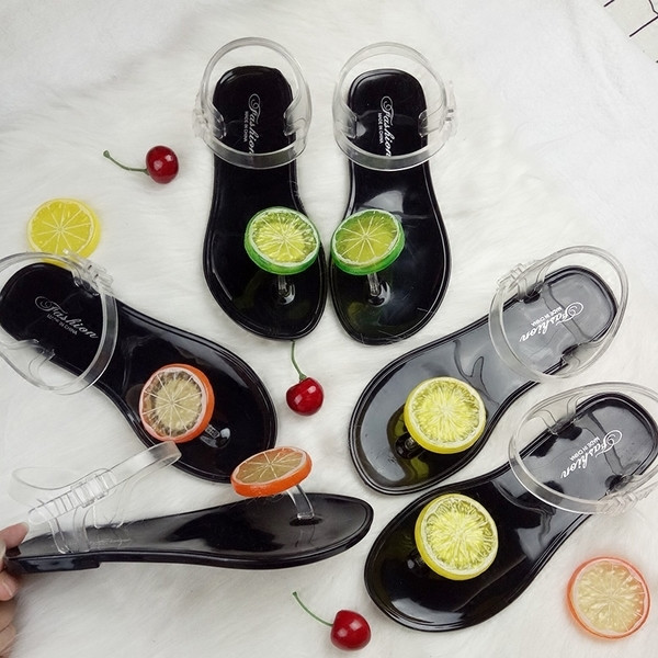 Дамски сандали гумени с интересна 3D декорация