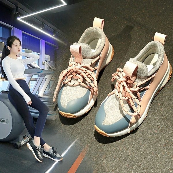 Tenisi dama in doua culori pe talpa plata