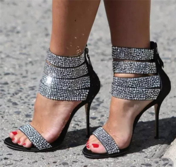 Sandale de dama elegante in doua culori cu bretele cu pietre