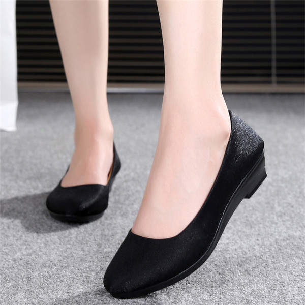 Pantofi casual de dama curati, confortabili, cu tocuri deschise in trei culori