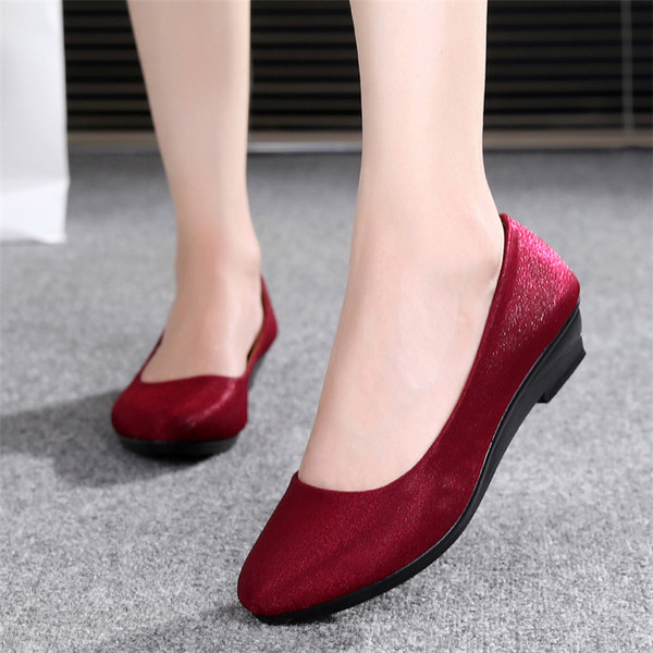 Pantofi casual de dama curati, confortabili, cu tocuri deschise in trei culori