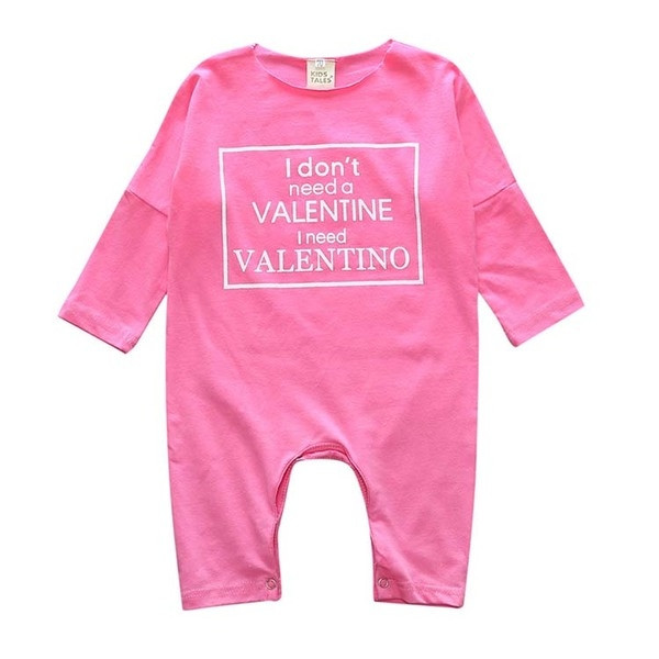 Βρεφικό κορμάκι  μακρυμάνικο με  κολάρο σε σχήμα Ο για κορίτσια με επιγραφή