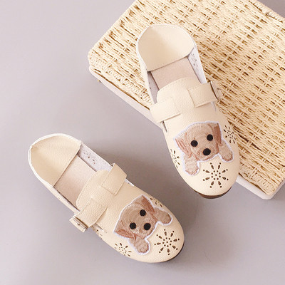 Άνετα γυναικεία παπούτσια σε δύο σχέδια και δύο χρώματα