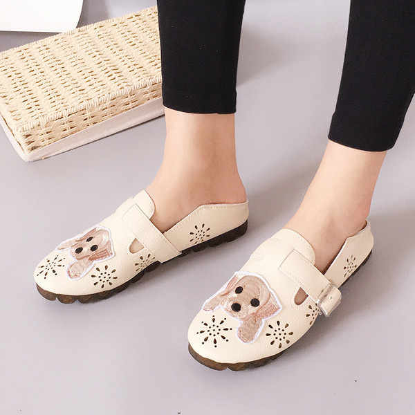 Άνετα γυναικεία παπούτσια σε δύο σχέδια και δύο χρώματα