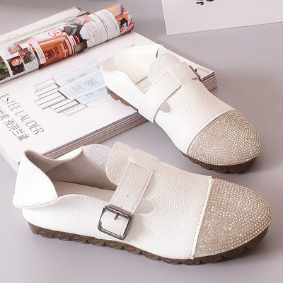 Περιστασιακά γυναικεία παπούτσια από οικολογικό δέρμα με ιμάντες και βότσαλα σε δύο χρώματα