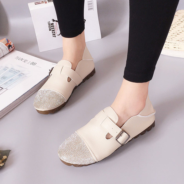 Περιστασιακά γυναικεία παπούτσια από οικολογικό δέρμα με ιμάντες και βότσαλα σε δύο χρώματα