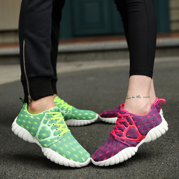 Adidasi de vara respirabili in mai multe culori potriviti pentru barbati si femei