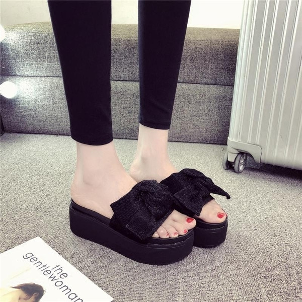 Papuci dama cu talpa inalta si panglica in doua culori