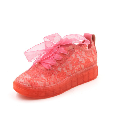 Καλοκαιρινά γυναικεία πάνινα παπούτσια  με δαντέλα σε ανοιχτά χρώματα