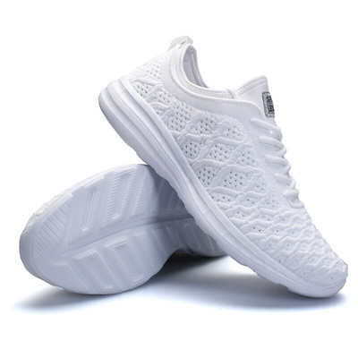 Γυναικεία παπούτσια σε διάφορα χρώματα