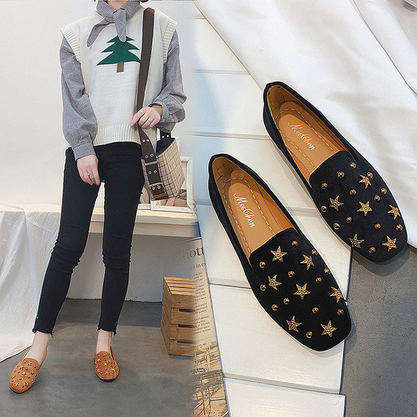 Pantofi casual de dama decorati cu carouri metalice si stelute in trei culori