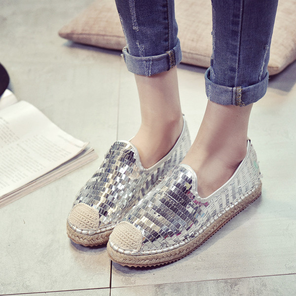 Γυναικείες Εσπαντρίγιες με πούλιες σε δύο χρώματα