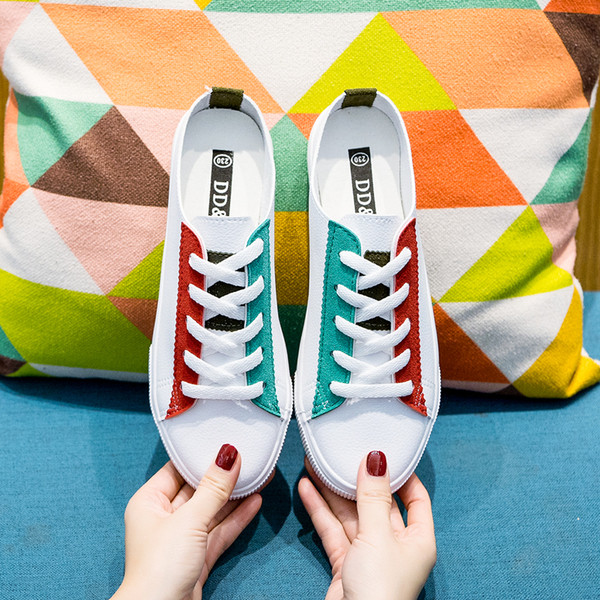 Pantofi de vara de dama semideschisi cu motive colorate