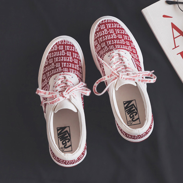 Adidași de vară de damă în mai multe culori cu inscripție