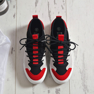 Γυναικεία πάνινα παπούτσια σε επίπεδη σόλα σε διάφορα χρώματα