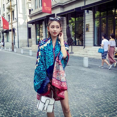 Eșarfe de plajă pentru femei în diferite culori