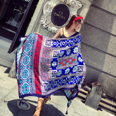 Eșarfe de plajă pentru femei în diferite culori