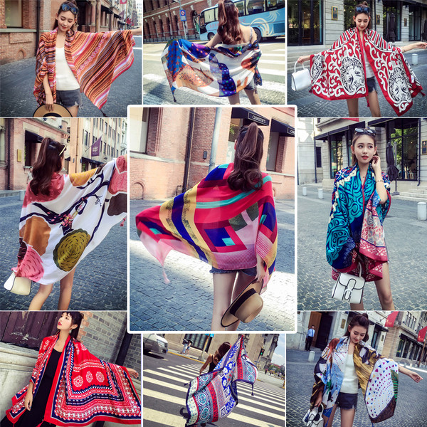 Eșarfe de plajă pentru femei în diferite culori