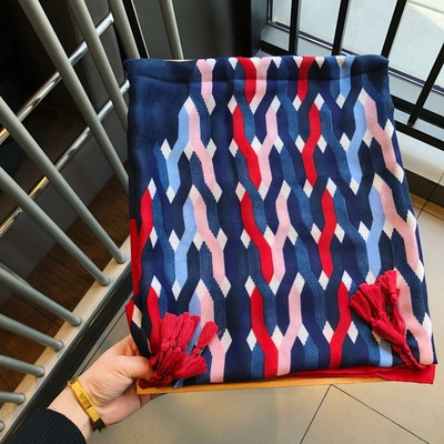 Eșarfe frumoase de damă din bumbac pentru vară în diferite culori