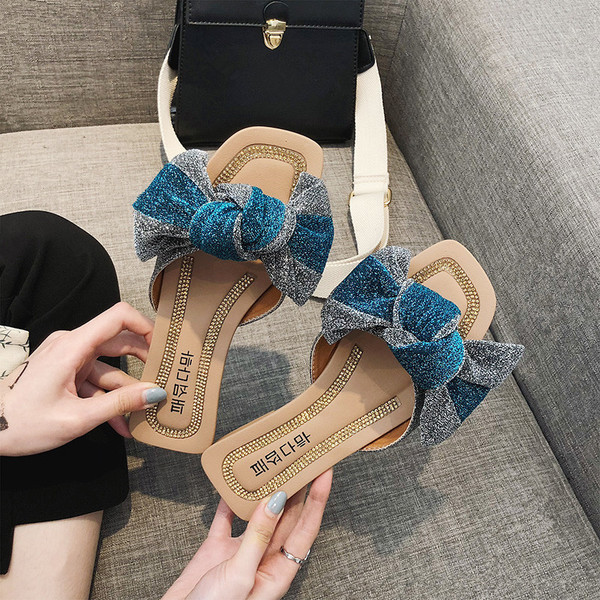 Papuci eleganti de damă, în albastru și negru, cu o panglică strălucitoare