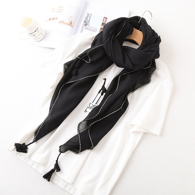 Esarfe subtiri de dama cu ciucuri pentru vara