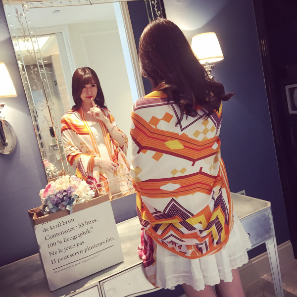 Eșarfă lungă frumoasă de damă pentru vară