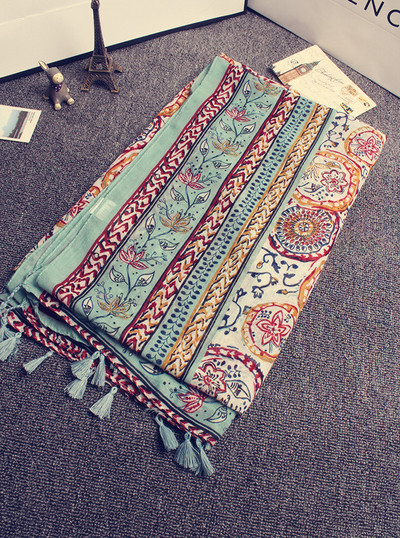 Дамски тънък дълъг шал за лятото в свежи цветове 