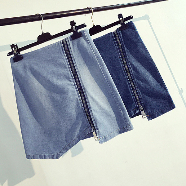 Κομψή γυναικεία φούστα denim με φερμουάρ σε δύο χρώματα