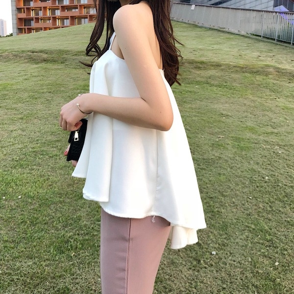 Maieu elegant pentru femei, cu umerii deschiși și nasturi decorativi