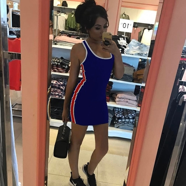 Αθλητικό - καθημερινό γυναικείο φόρεμα σε μπλε και μαύρο χρώμα