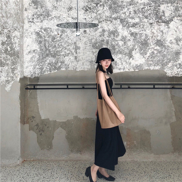 Γυναικείο casual μακρύ φόρεμα  σε μαύρο χρώμα