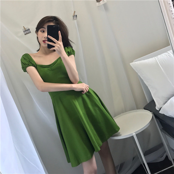 Καθημερινό γυναικείο  φόρεμα  σε πράσινο χρώμα