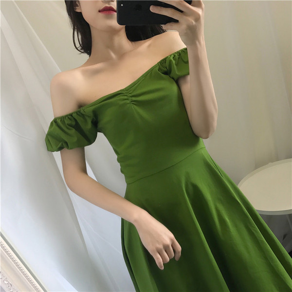 Καθημερινό γυναικείο  φόρεμα  σε πράσινο χρώμα