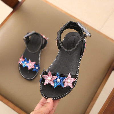 Παιδικά σανδάλια για κορίτσια σε δύο χρώματα με διακοσμητικά αστέρια και μαργαριτάρια