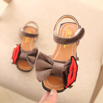 Casual σανδάλια για κορίτσια με κορδέλα, κεντήματα και μαργαριτάρια, σε τρία χρώματα