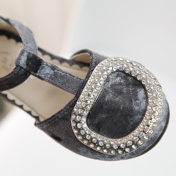 Παιδικά σανδάλια με πέτρες σε γκρι, μαύρο και κόκκινο χρώμα