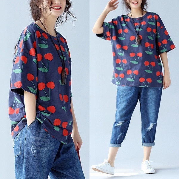 MAXI μεγέθους γυναικείο αμάνικο με τύπωμα κεράσια