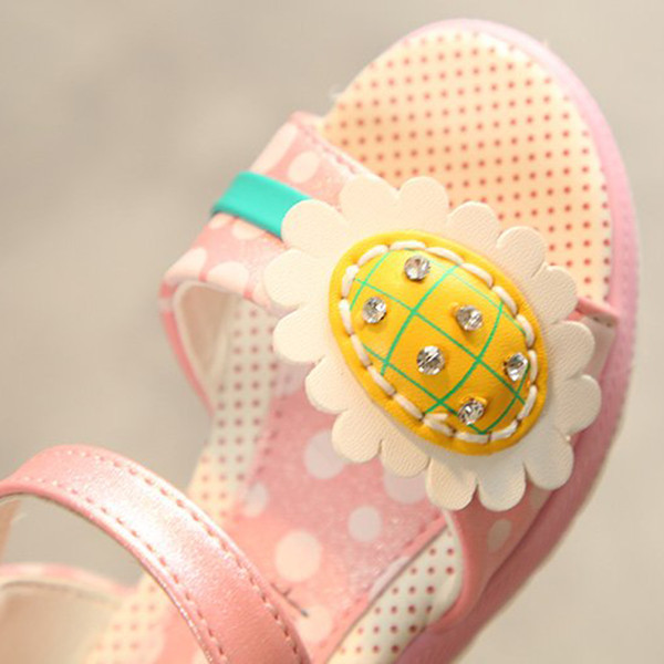 Sandale delicate pentru copii de zi cu zi în trei culori cu decor