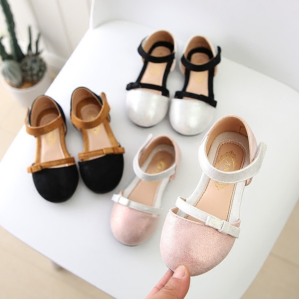 Sandale de dama in model inchis in alb, negru si roz