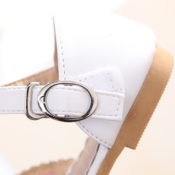 Finom szandál lányoknak rózsaszín, fehér és kék színben, szalaggal