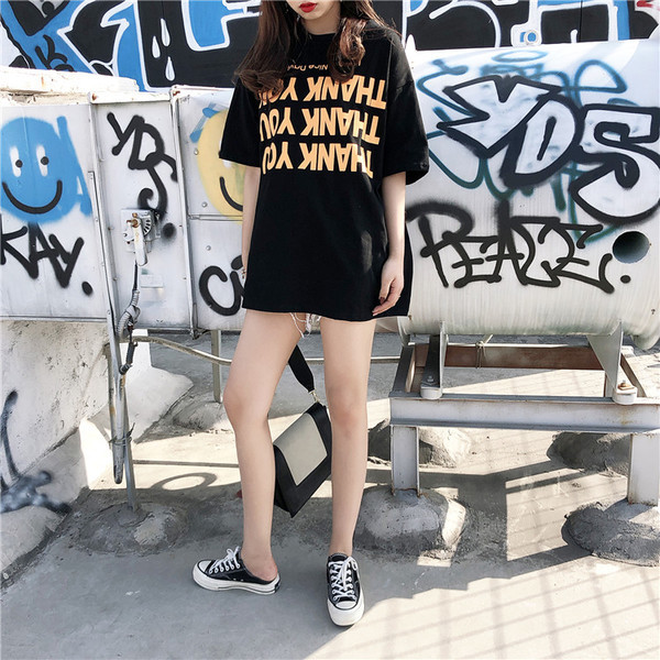 Γυναικεία μακρύ μπλουζά σε τρία χρώματα με επιγραφή