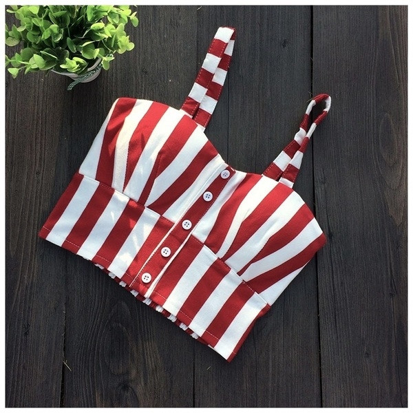 Top dama in mai multe culori cu nasturi decorativi