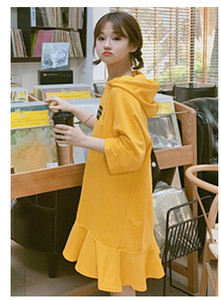 Σπορ- casual γυναικείο φόρεμα με κουκούλα σε δύο χρώματα