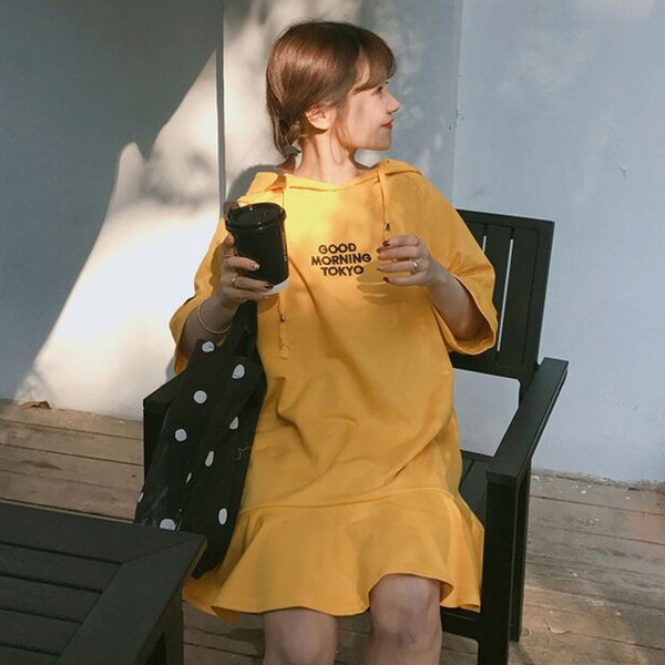 Σπορ- casual γυναικείο φόρεμα με κουκούλα σε δύο χρώματα