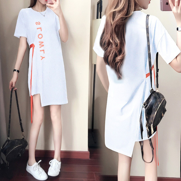 Sport - rochie casual de dama cu lungime asimetrica si inscriptionare alb si negru