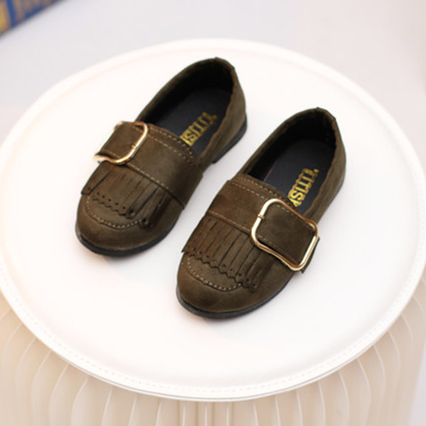 Περιστασιακά παιδικά παπούτσια για κορίτσια με κρόσσια και πόρπη