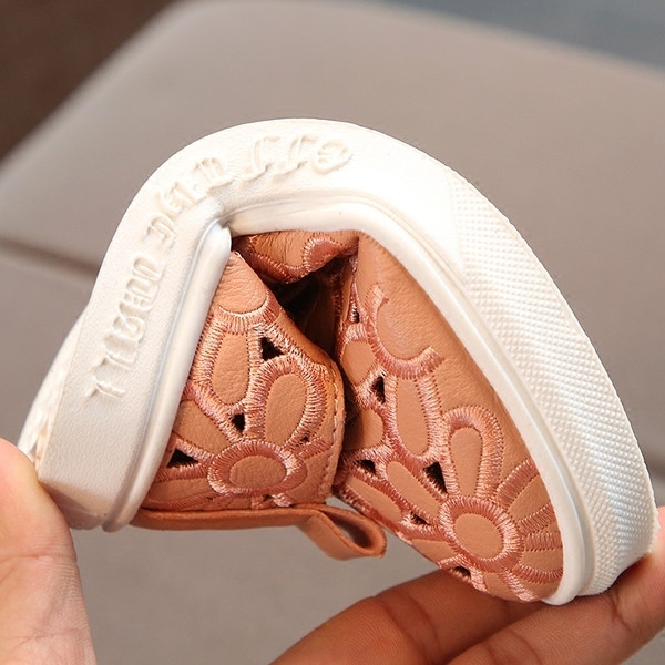 Mocasini copii pentru fete in negru, alb si roz cu talpa plata