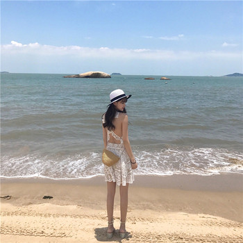 Γυναικείο φόρεμα με δαντέλα σε λεύκο χρώμα